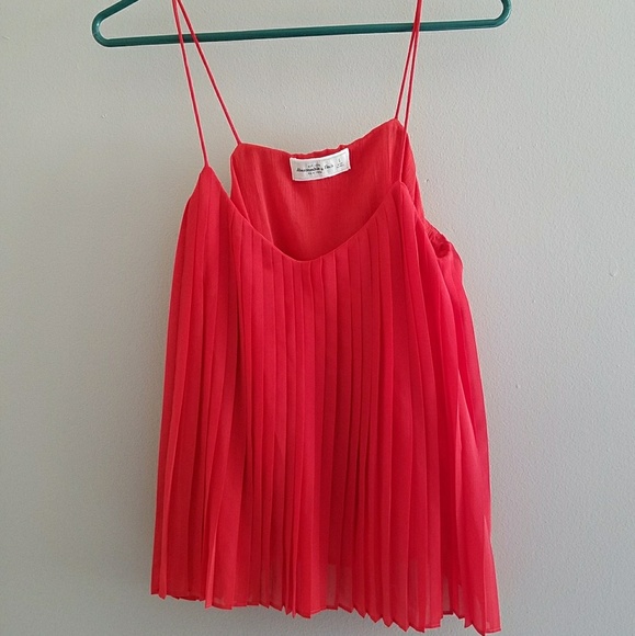 Abercrombie & Fitch Tops - Abercrombie Floaty Sleeveless Blouse